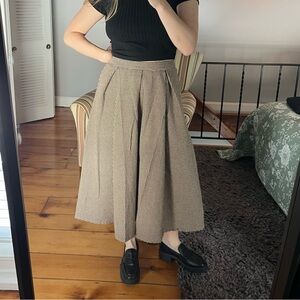 Black cream houndstooth skirt